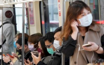 新冠流感齊發 疾管署建議參加造勢 返鄉投票戴口罩