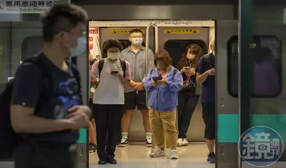 凶猛新冠強襲！醫分析與流感治療哪些不同