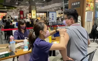 新冠病毒仍很活躍！上週新增破百例重症、32例死亡
