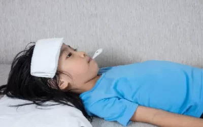 門診塞爆！醫：3病毒齊發 學童開學就病假1週